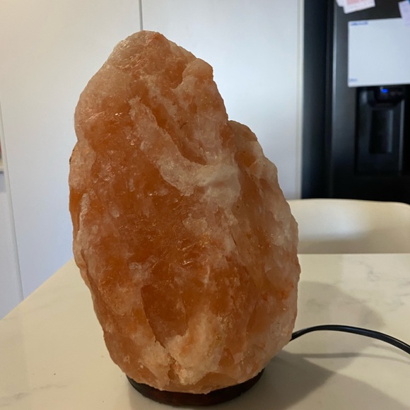 HIMALAYAN PINK SALT LAMP WITH DIMMER SWITCH / 4KG - 23cm tall - Picture 5 of 6